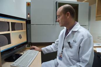 Micro CT 3-D x-ray system in use at GIA